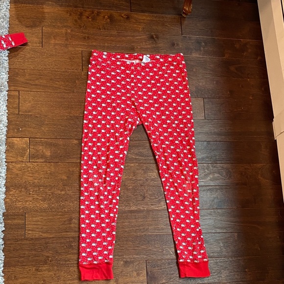 Vineyard Vines Red Patterned Pajama Set - Picture 5 of 11